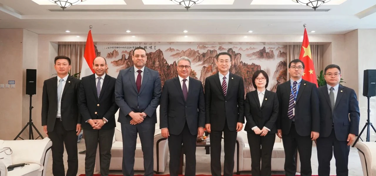 L'ambassadeur d'Égypte en Chine Khaled Nazmy a visité China Energy Construction International Group