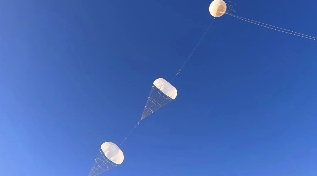 Se instala con éxito la mayor cubierta aérea de energía eólica del mundo